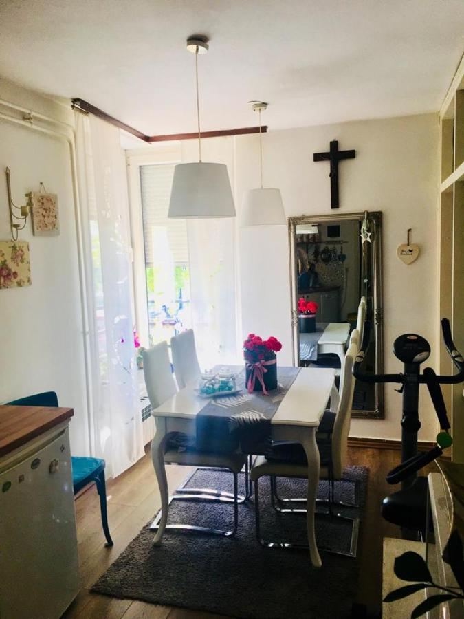 Studio apartman Zagabria Esterno foto